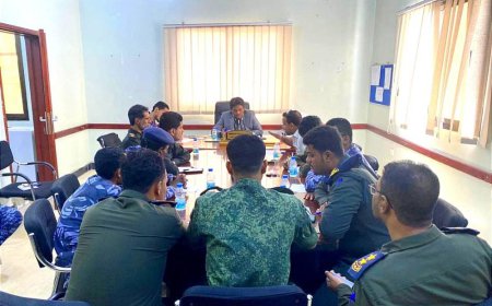 اجتماع اللجنة الأمنية بمدينة المكلا لمناقشة عددا من القضايا الماثلة