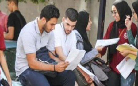 وفاة طالب داخل لجنة ومزاعم بتسريب امتحان اللغة الإنجليزية