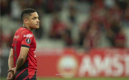 ميسي كان حاضرا في توقيع روكي لبرشلونة