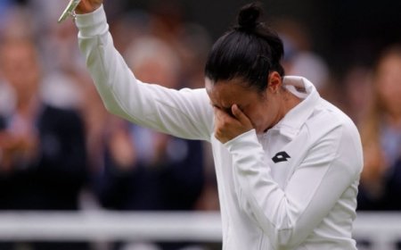 التونسية أنس جابر تخسر نهائي ويمبلدون أمام بالتشيكية ماركيتا