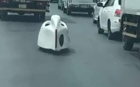 تشبه الكبسولة: سيارة غريبة تسير في السعودية تثير جدلا واسعا