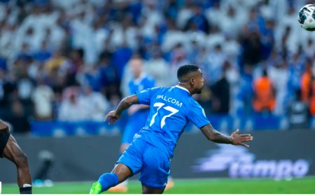 الهلال يعبر الاتحاد إلى نصف النهائي