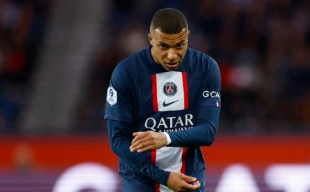 الخليفي في رسالة لمبابي: نبحث عن "مقاتلين" في باريس