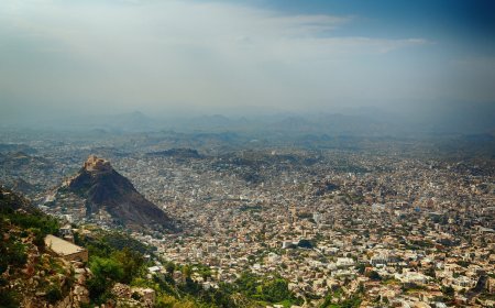 هزة أرضية يشعر بها سكان محافظتي تعز وإب اليمنيتين