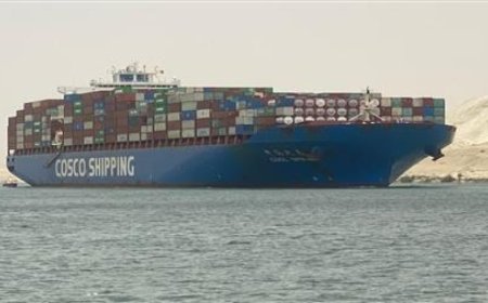 تفاصيل هجوم جديد للحوثيين في البحر الأحمر وهوية السفينة المستهدفة