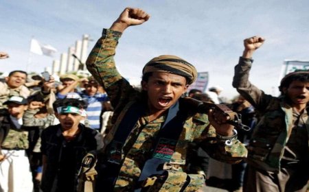 أول تحرك حوثي عقب القصف الأمريكي البريطاني