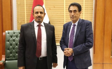 محافظ حضرموت يلتقي الإعلامي المعروف والأكاديمي المغربي الدكتور توفيق جزوليت