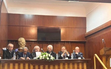 الرئيس الأسبق علي ناصر يشارك في فعاليات مؤتمر فلسطين