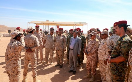 اللواء الركن البحسني يطلع على مستوى الجاهزية والانضباط في قوة حماية الشركات