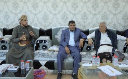 محافظ المهرة يدعو لدعم جهود السلطة المحلية في توفير الخدمات للمواطنين