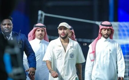 نيمار مهدد بعقوبة.. رد فعل البرازيلي أثناء مباراة الهلال