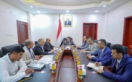 رئيس الوزراء بن مبارك يأمر بتنفيذ مشاريع لتحسين أداء مستشفى الجمهورية