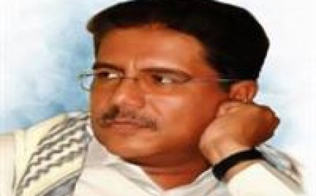 لا مستقبل لوطن يضرب فيه المعلم!