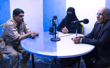 الكثيري يطلع على خطط إذاعة المكلا لتقوية البث واستعادة الأرشيف