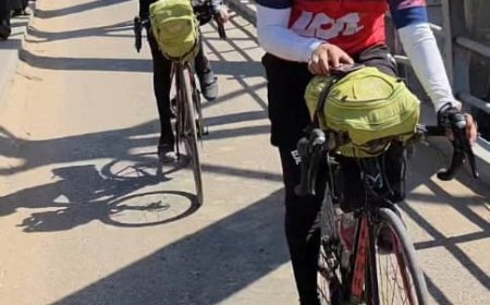 دراجتي شراكة ملهمة: الثلاثي اليمني يبدأ طواف مصر على الدراجات الهوائية 