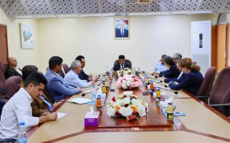 عقب توقيفه لفترة طويلة.. الاتحاد الأوروبي يدعو إلى استئناف تصدير النفط في اليمن