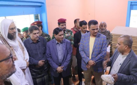 خطوة نحو التكافل والأمل.. البحسني يدشن مشروع المخابز الخيرية في المكلا 