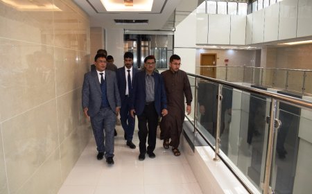 عضو مجلس القيادة الرئاسي البحسني يزور فندق ناستو ويثني على مستوى الخدمات والضيافة