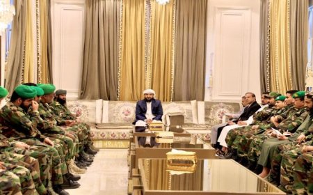  المحرّمي يترأس اجتماعاً مع قادة الأحزمة الأمنية لتعزيز الأمن في عدن