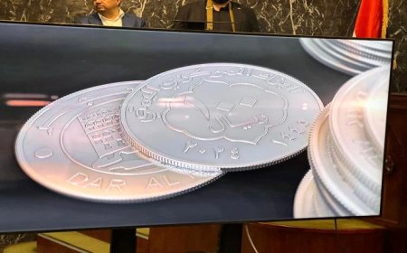 الكشف عن الدولة التي طبعت العملة الجديدة للحوثيين في صنعاء وحقيقة تسببها بانهيار الصرف