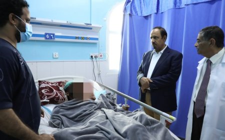 محافظ حضرموت يدشّن العمل بأجهزة طبية جديدة ويطلع على المخطط المستقبلي والتدخلات العاجلة بهيئة ابن سيناء