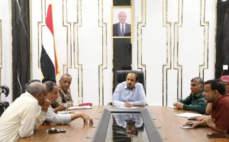 لقاءٌ أمني قضائي برئاسة المحافظ بن ماضي يُقر اجراءات مشدّدة وحازمة ضد المخلّين بالأمن