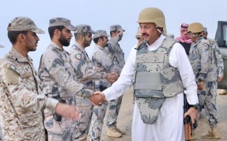 أمير سعودي يظهر في المواقع الأمامية لجبهات الحد الجنوبي