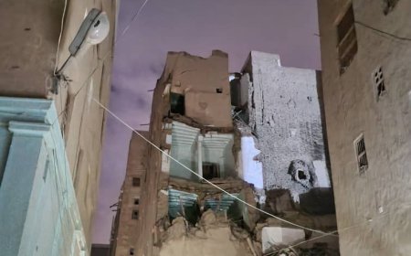 انهيار مبنى تاريخي في مدينة شبام إثر أمطار غزيرة