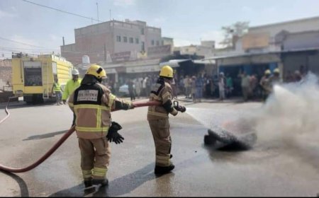 الدفاع المدني بمديرية غيل باوزير ينفذ مناورة تدريبية تحاكي إطفاء الحرائق 