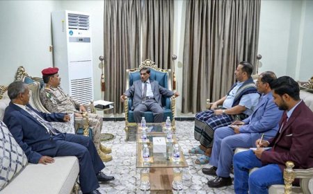 البحسني يناقش مع وزير الدفاع مستجدات الأوضاع العسكرية في جبهات القتال