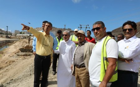 محافظ حضرموت يتفقد استكمال 20% للمرحلة الثانية لمشروع خور المكلا