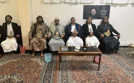 وفد من السلفيين يظهر داخل السفارة الإيرانية بصنعاء فما القصة؟!