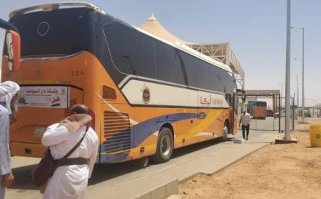 وزارة الأوقاف: تفويج أكثر من 18 ألف حاج يمني براً وجواً إلى المشاعر المقدسة