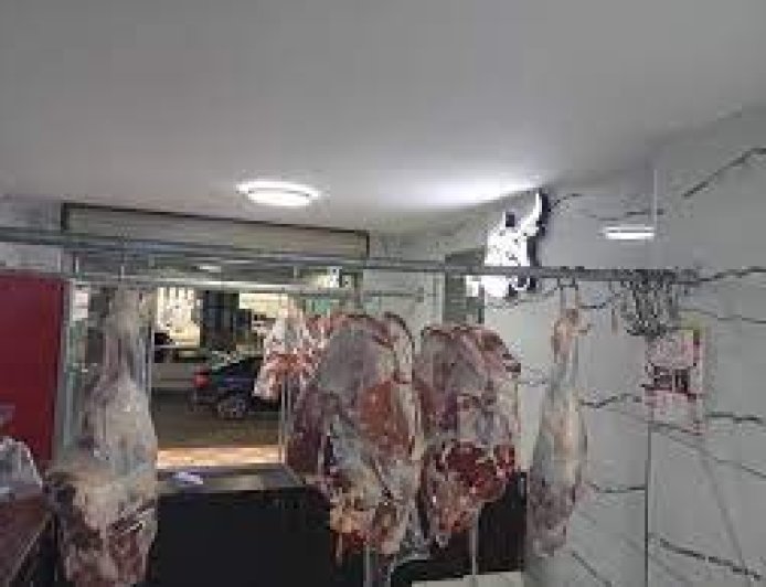 إعلان سعر اللحوم رسمياً في عدن.. مفاجأة للمواطنين