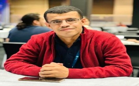 صحفي يمني يفوز بجائزة دولية