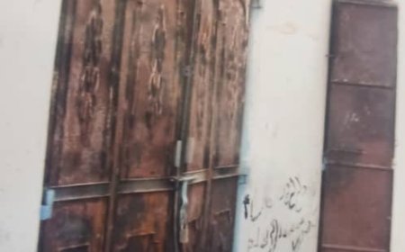 نداء استغاثة من تاجر حضرمي لسداد ديونه إثر حريق كامل لمحله بالريدة الشرقية