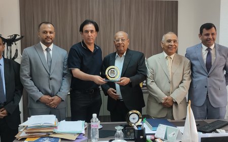 وفد جامعة حضرموت يزور كلية القانون والعلوم السياسية بجامعة تونس المنار لتعزيز التعاون الأكاديمي