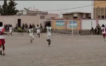 وفاة حارس مرمى فريق كرة قدم أثناء مباراة في الحديدة