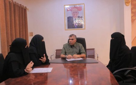 المنهالي يوقّع مذكرة تفاهم مع اتحاد نساء اليمن لتنفيذ مشروع تدريبي يستهدف ضابطات الشرطة