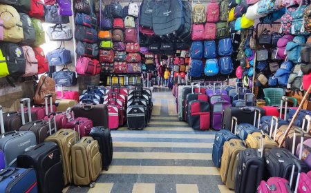 تزامناً مع قرب افتتاح المدارس.. وصول سعر الحقيبة المدرسية إلى رقم مفزع بعدن