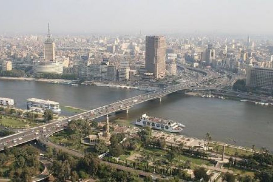 وفاة فتاة يمنية إثر سقوط مصعد في برج سكني وسط القاهرة