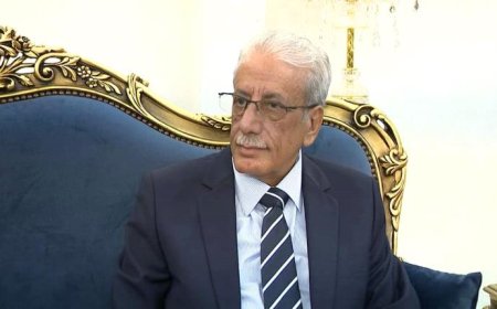 ما حقيقة استقالة مدير مكتب رئاسة الجمهورية ومغادرته إلى برلين