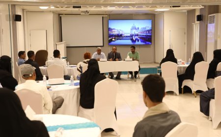 محافظ حضرموت يطلع على خطط ونتائج نشاط اللجنة الاستشارية لدعم جهود التنمية والخدمات