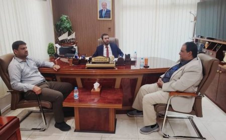 بن حيدرة يطلع على سير العمل في شركة النفط اليمنية بعدن