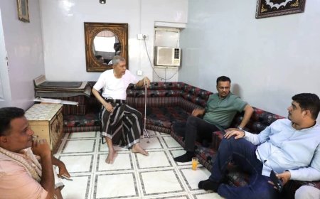 العمقي يطمئن على صحة الشخصية الإدارية والاجتماعية سعيد عمر لجرب