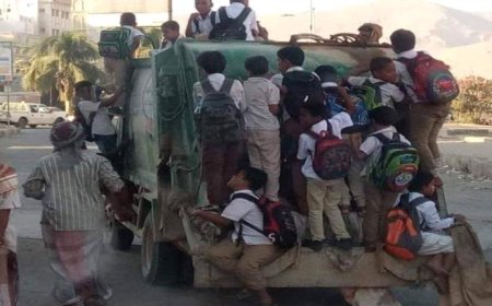 نائب مدير أمن لحج يسلط الضوء على معاناة طلاب في الوصول إلى مدارسهم