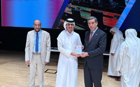 تكريم الطلبة اليمنيين المتفوقين في قطر بحضور السفير بادي