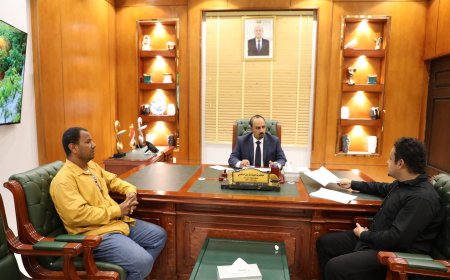 المحافظ بن ماضي يناقش آلية تطوير مركز الإنذار المبكر بحضرموت