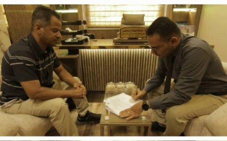 مدير التعليم الفني بساحل حضرموت يوقع اتفاقية تعاون وشراكة مع مجموعة فوتوكاد