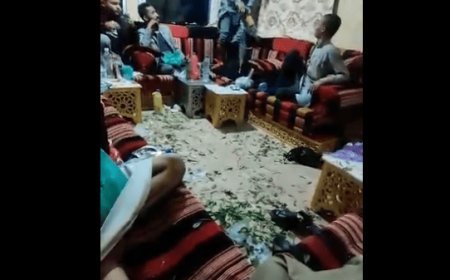 شاب يطلق النار على رفيقه في مجلس قات يثير الجدل على مواقع التواصل